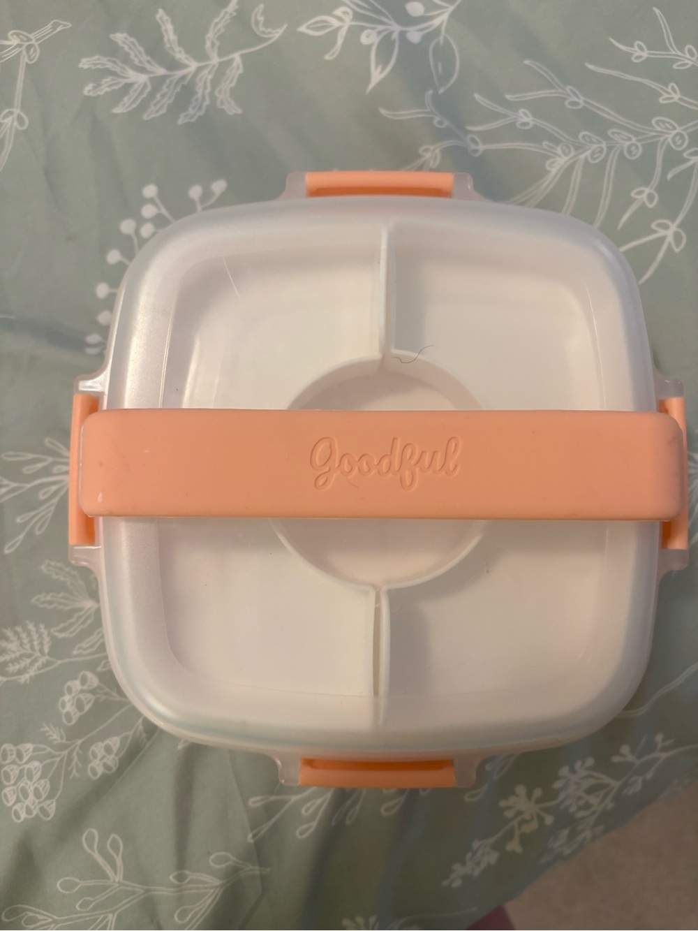 Peach & White 4-Compartment Meal Prep Container